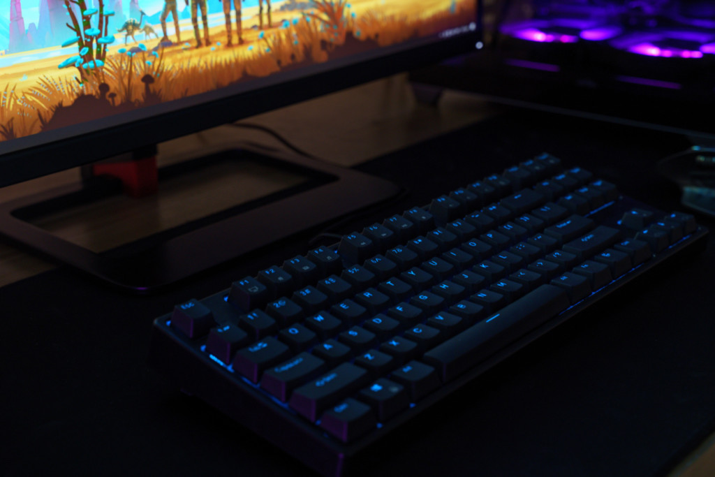 The SuperSolid DreamType DT-001 slightly dimmer keyboard lighting