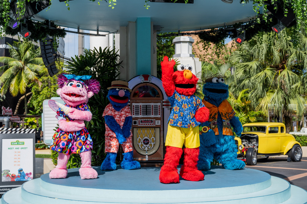 Resort World Sentosa Tropical Thrills: Sesame Street