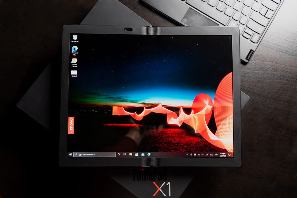 Lenovo X1 Fold: Display
