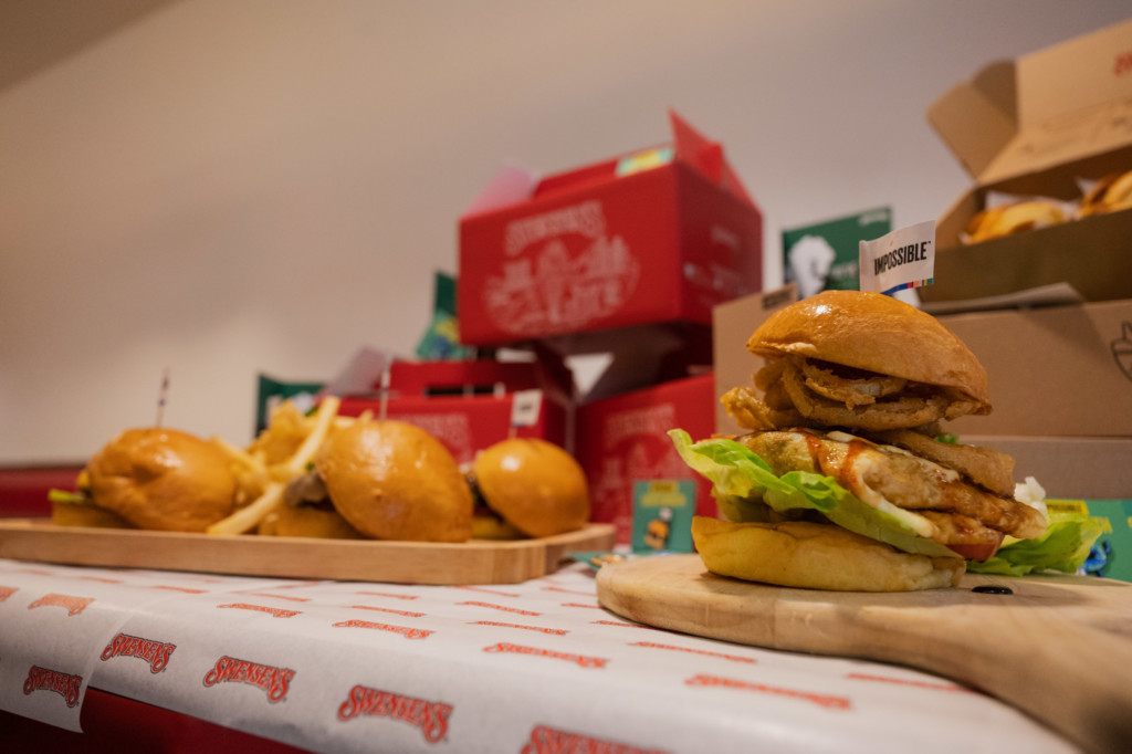 Swensen's Impossible Meat: Bagus Burger