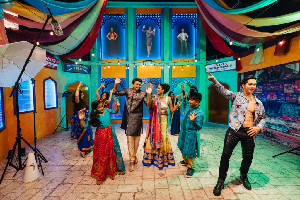 Madame Tussauds Singapore: Ultimate Film Star Experience AR Dance