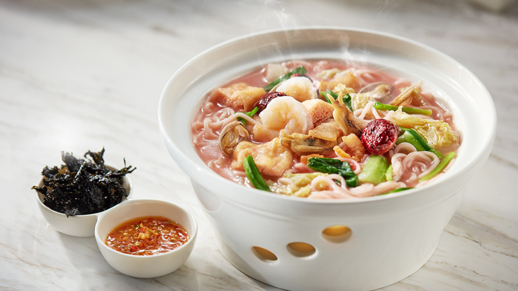 MBS Gourmet Takeaway: PUTIEN Fujian Red Mushroom Seafood Lor Mee