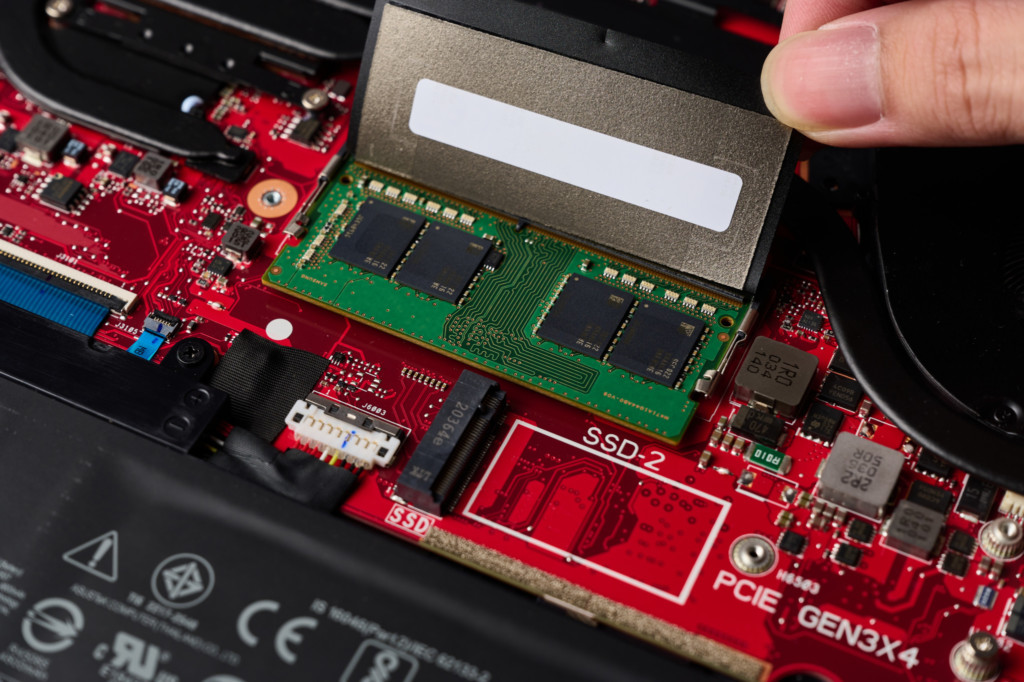 ASUS TUF Dash F15: Internals