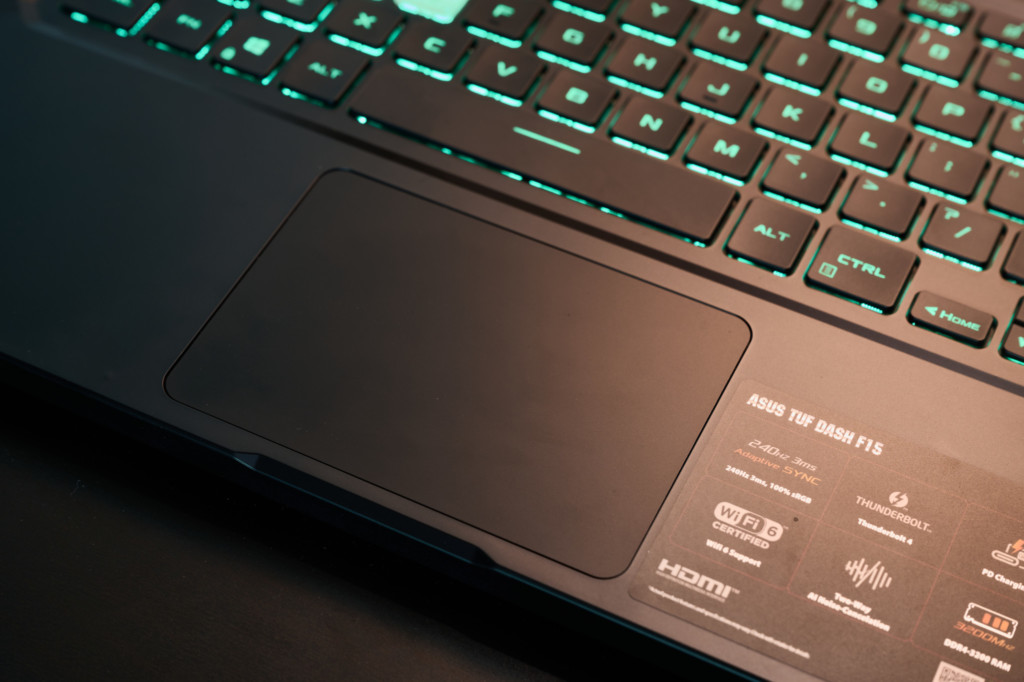 ASUS TUF Dash F15: Touchpad