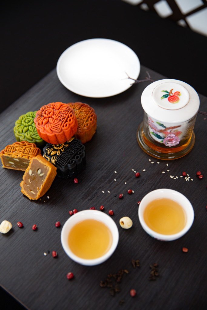 Dream Cruises: Mooncakes