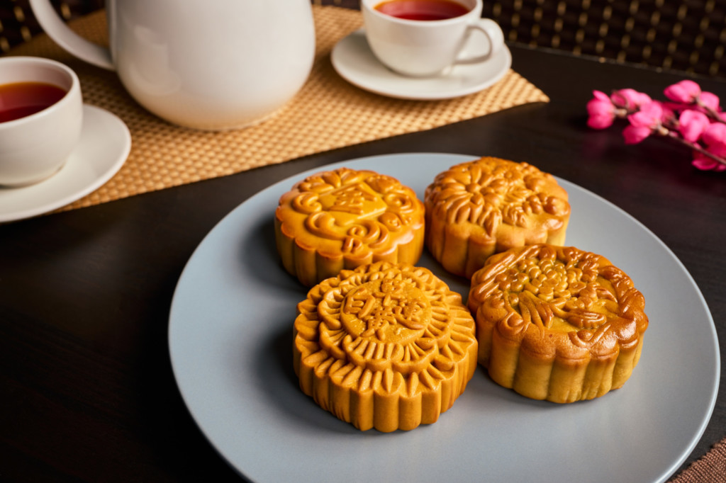 Hong Kong Bay Mooncakes: Baked 2