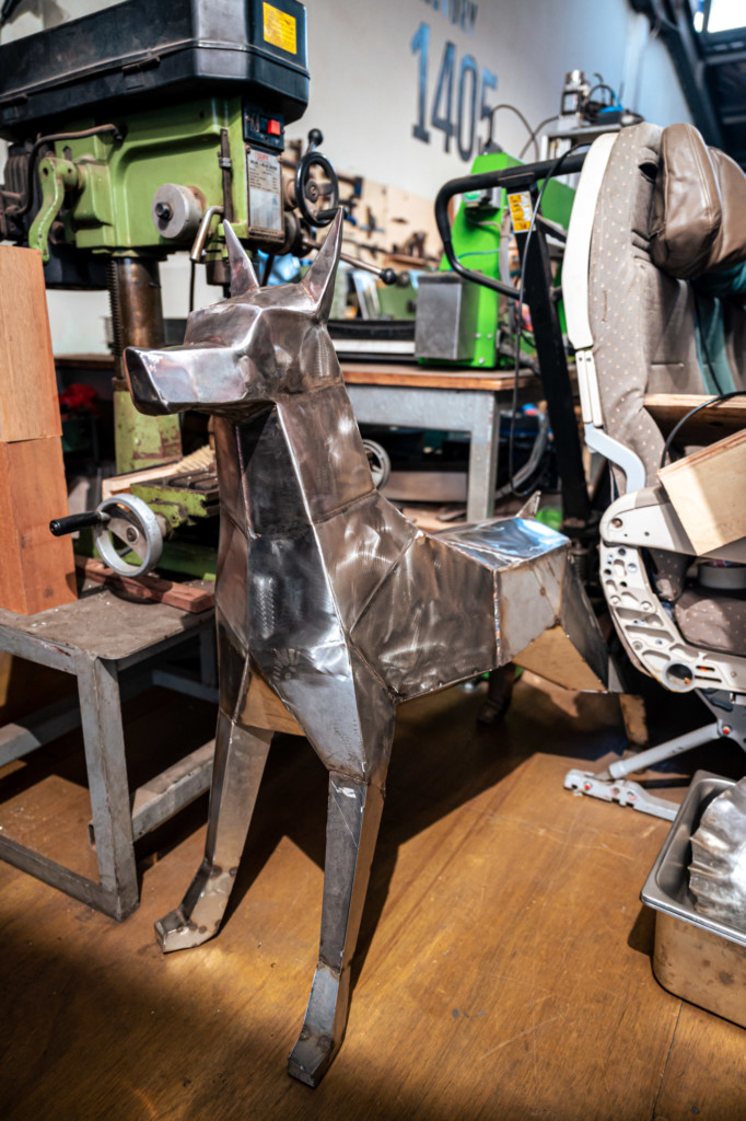Barematalco: Metallic Dog Sculpture