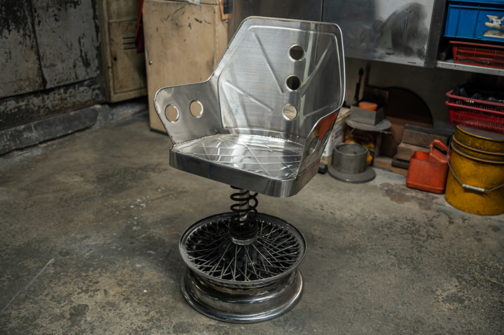 Barematalco: Bomber Chair