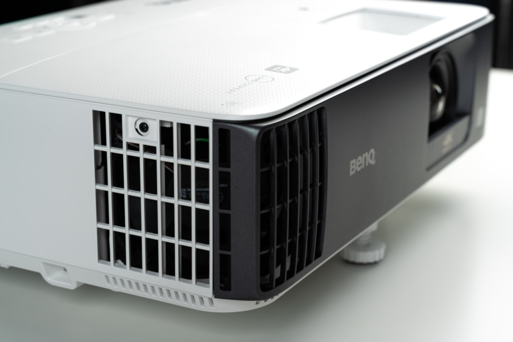 BenQ TK700STi 4K Gaming Projector: Side Profile