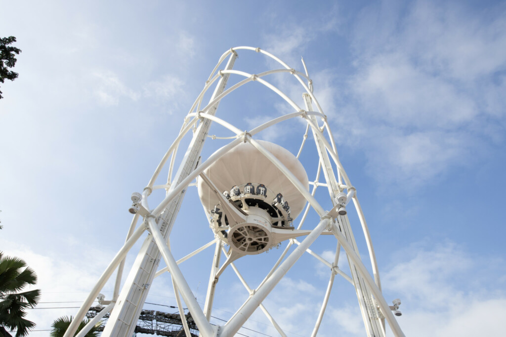 SkyHelix Sentosa: Ascending