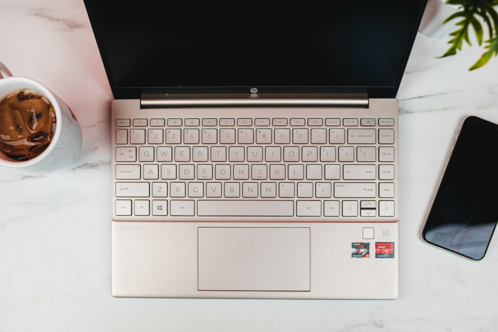 HP Pavilion Aero 13: Keyboard