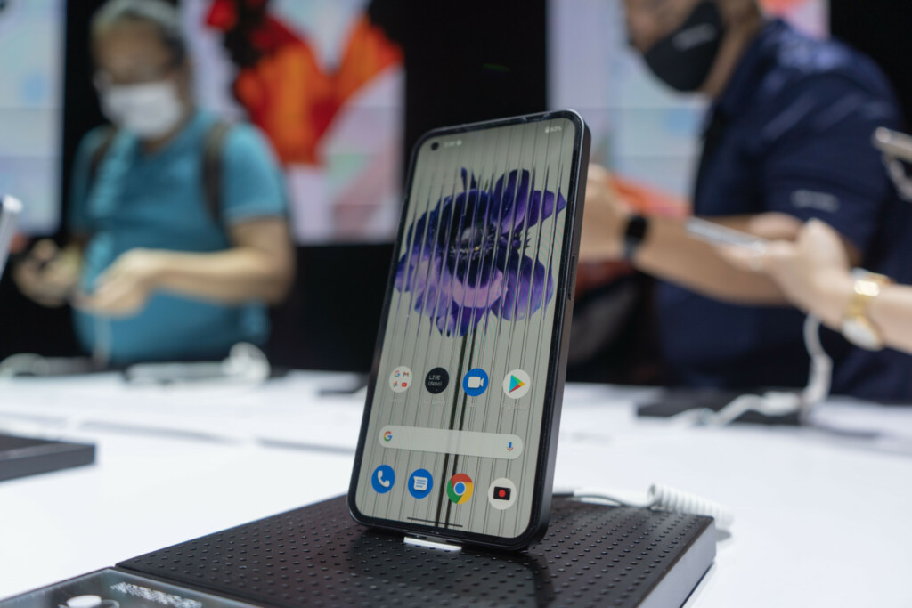 Nothing Phone (1): Display