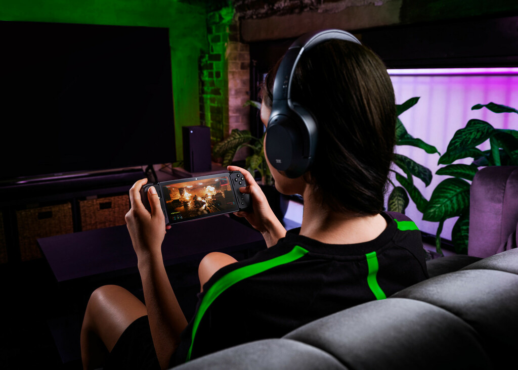 Tech Bytes October 2022: Razer-Edge