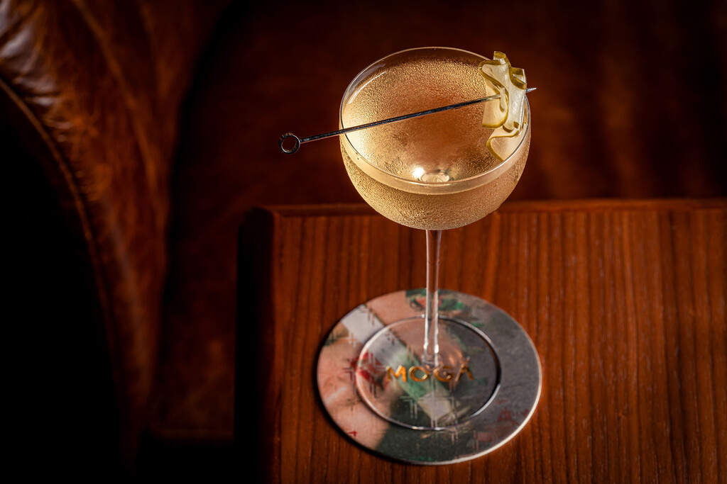 MOGA Dirty Sake-tini