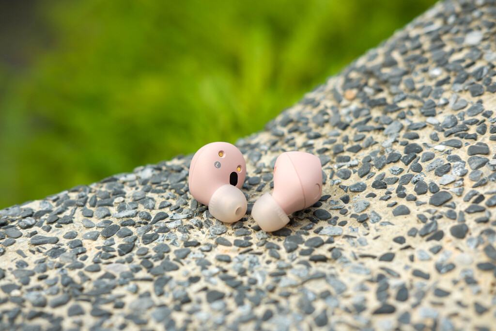 Sony WF-C710N Review: Earbuds