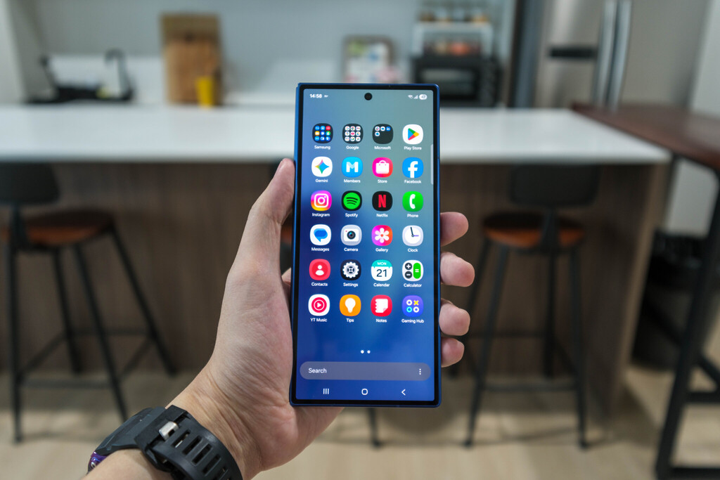 Samsung Galaxy Z Fold7: Cover Screen