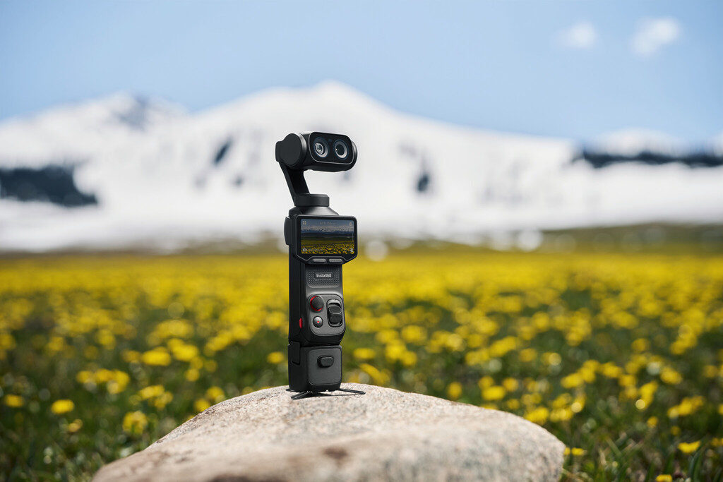 Insta360 Luna Ultra Product Shot with Tripod engaged on Landscape