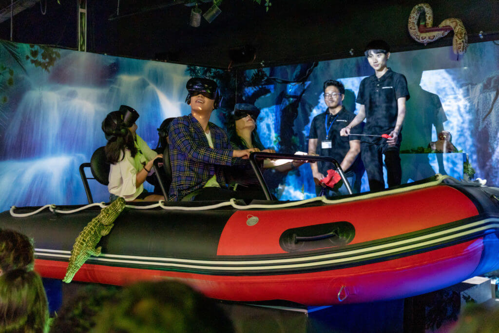 HeadRock VR: Jungle Rafting