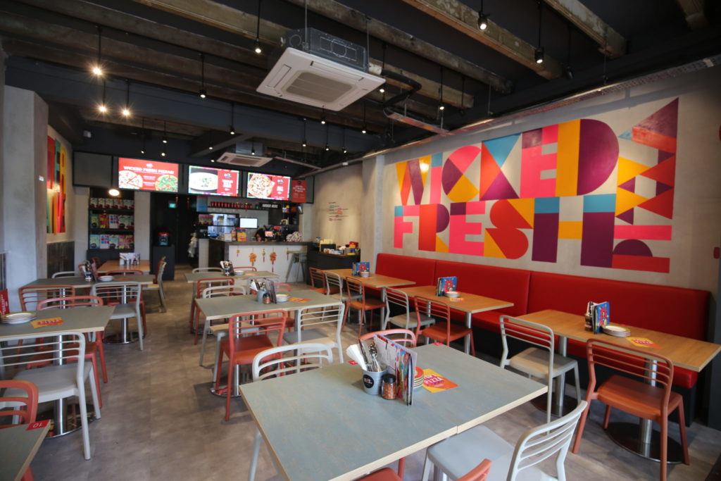 Alt. Pizza - Holland Village Interior