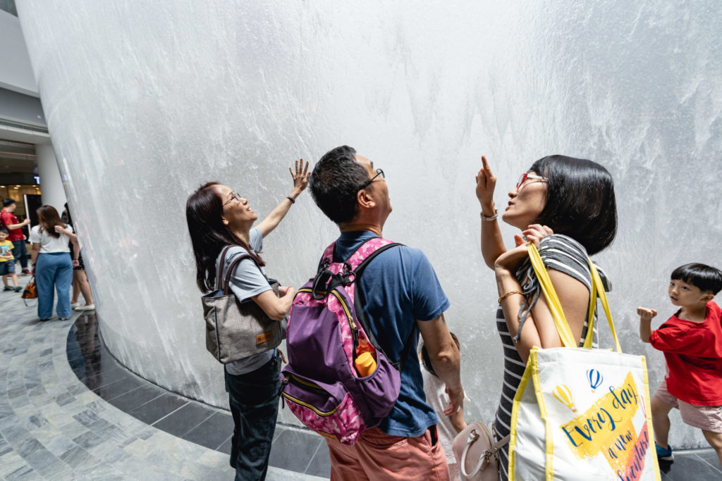 Jewel Changi: Visitors at Waterfall