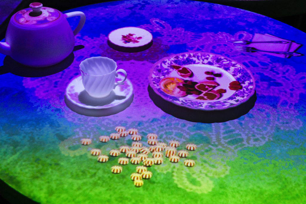 Wonderland exhibition - mad tea party