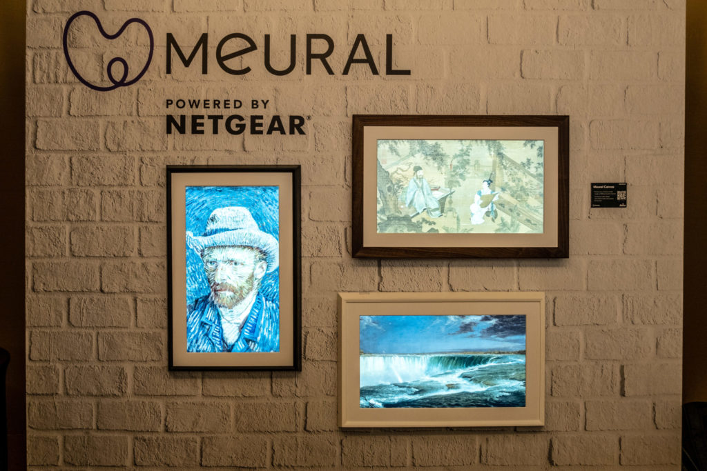 NETGEAR Meural Canvas