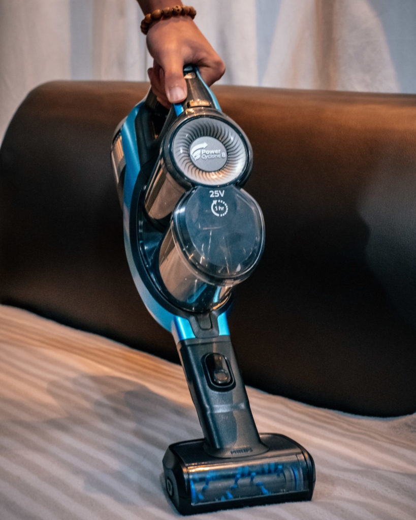 Phillips SpeedPro Max Aqua Sofa Cleaner