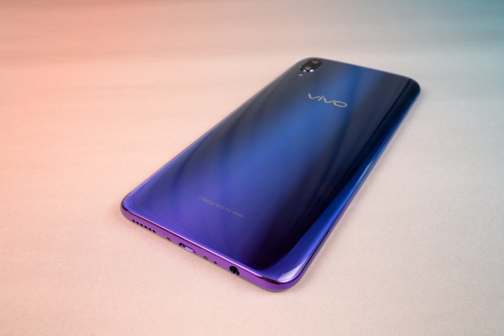 vivo V11 - back view