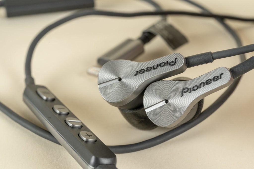 Pioneer Rayz Plus - feature pic