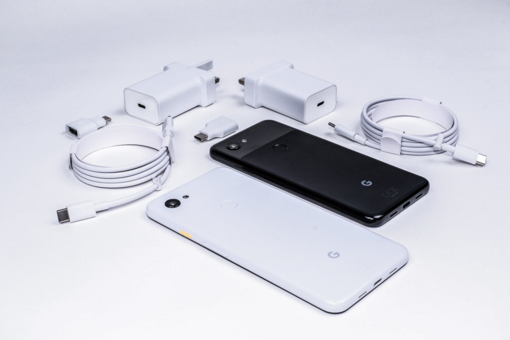 Google Pixel 3a and 3a XL Side by Side