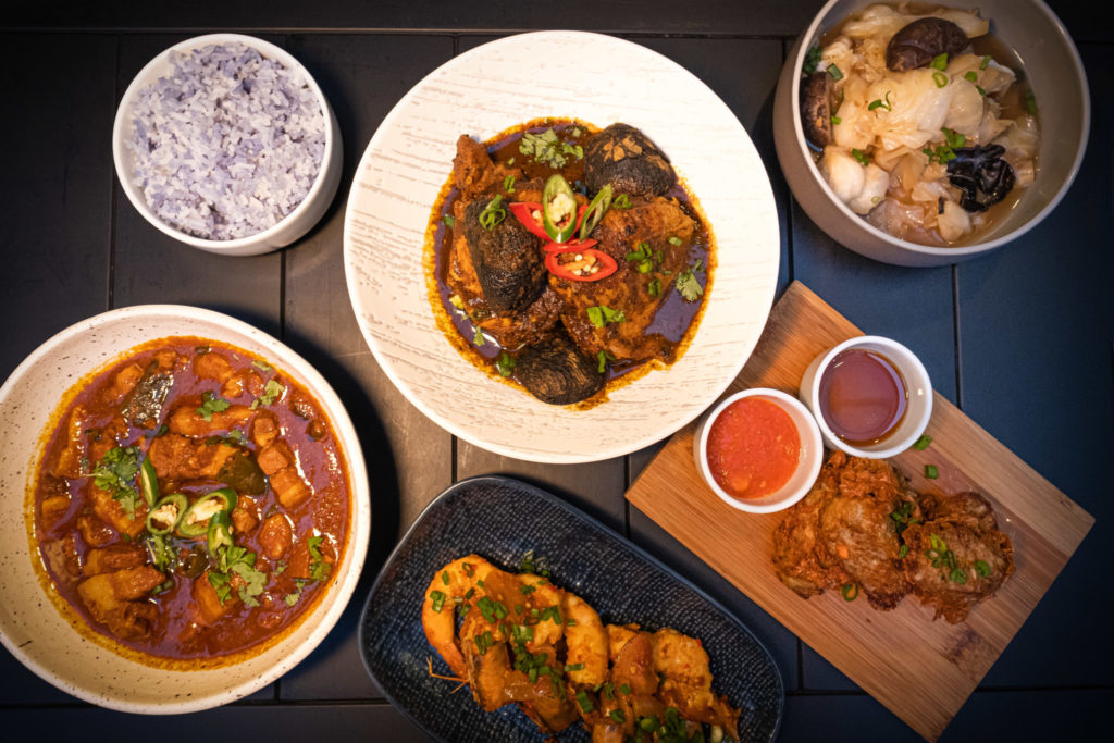 Godmama: Food Display