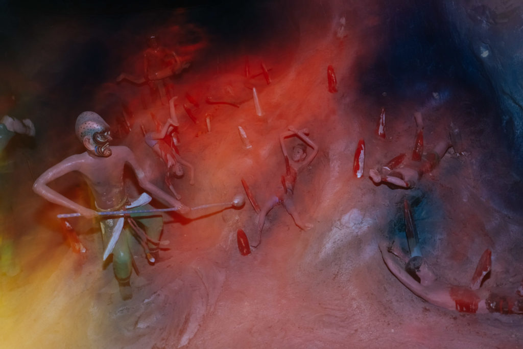Haw Par Villa: Knives