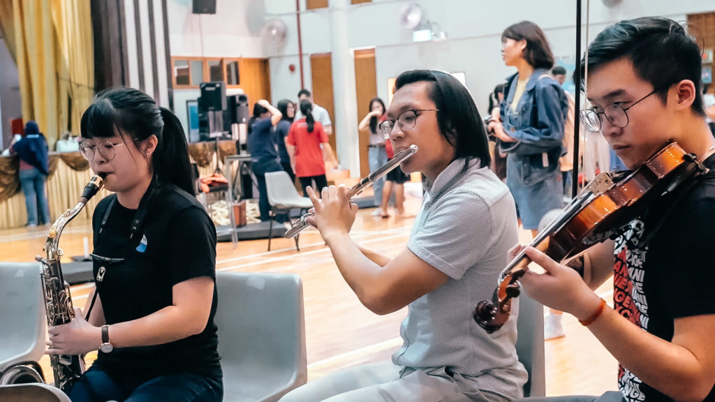 Lukisan Jati: Band