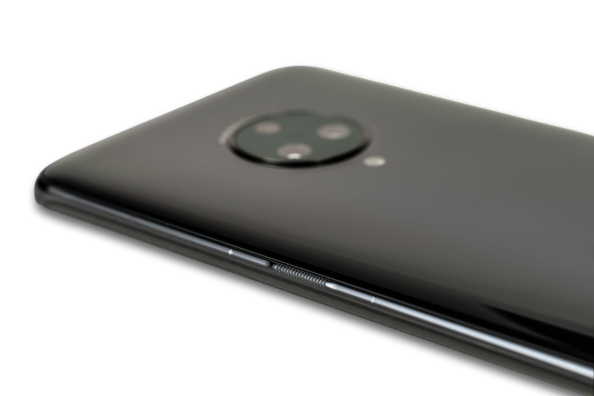 A close-up of the Vivo Nex 3's triple rear camera module