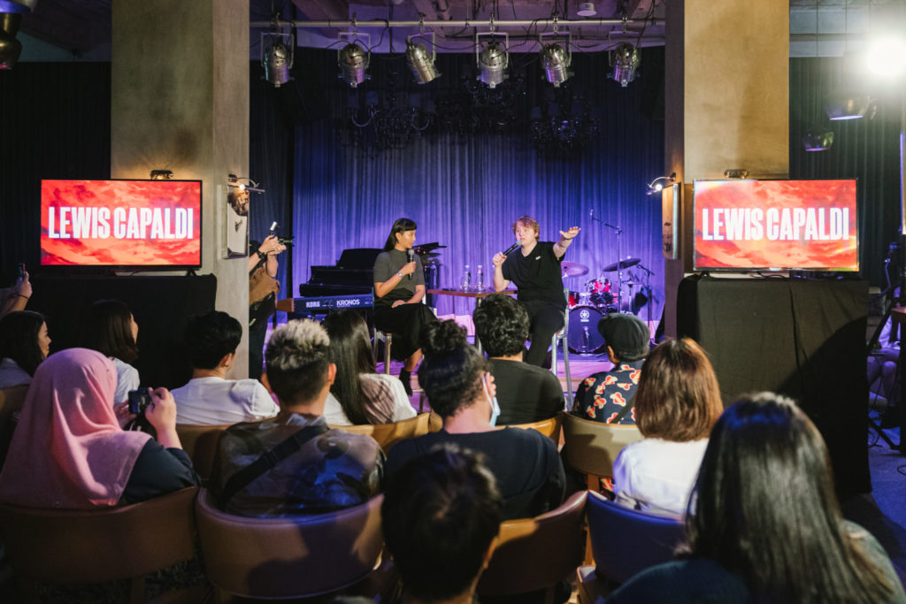 Lewis Capaldi Crowd