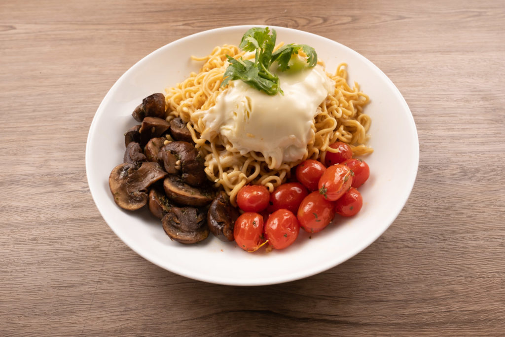 Indomie Muschroom,Cherry, Chedder