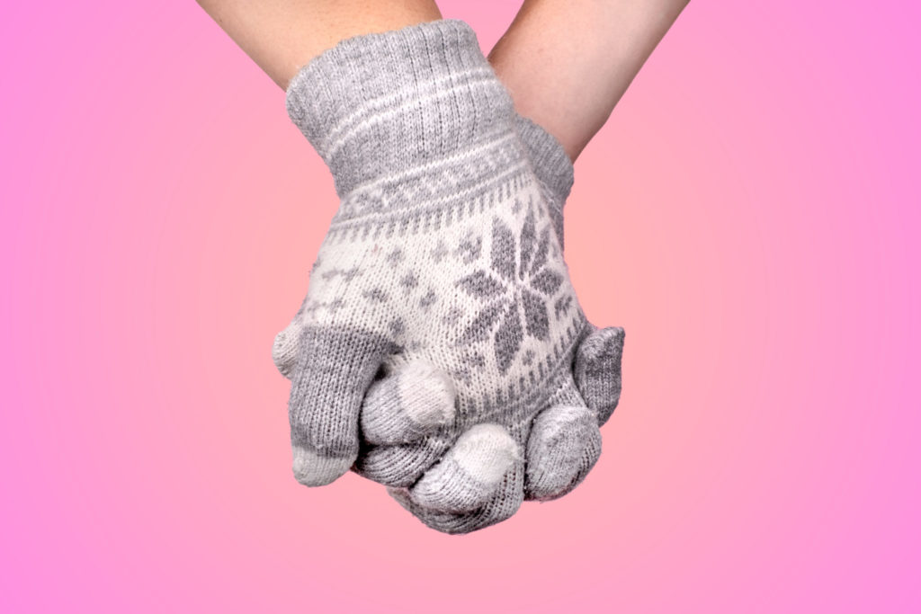 Valentine's Day Coronavirua: Holding Hands