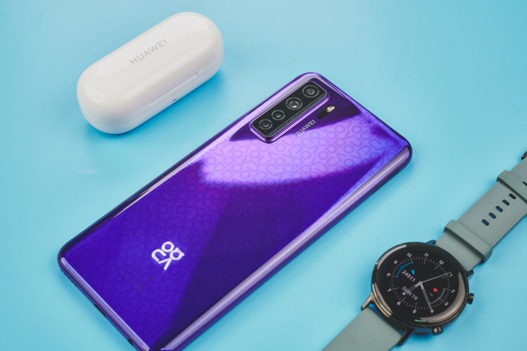 Huawei nova 7 SE: Design
