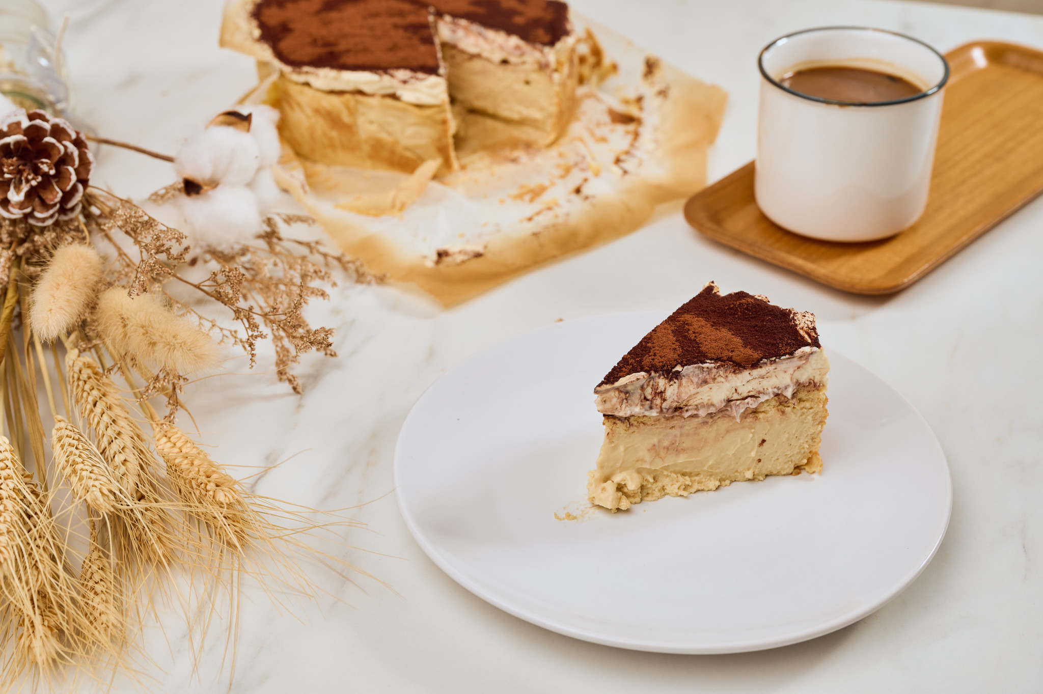 Singapore’s First Ever Tiramisu Basque Burnt Cheesecake is the Perfect