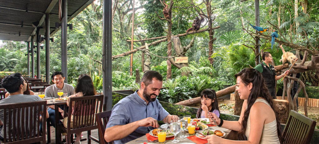 Glamping in the Wild Singapore Zoo: Breakfast in the Wild