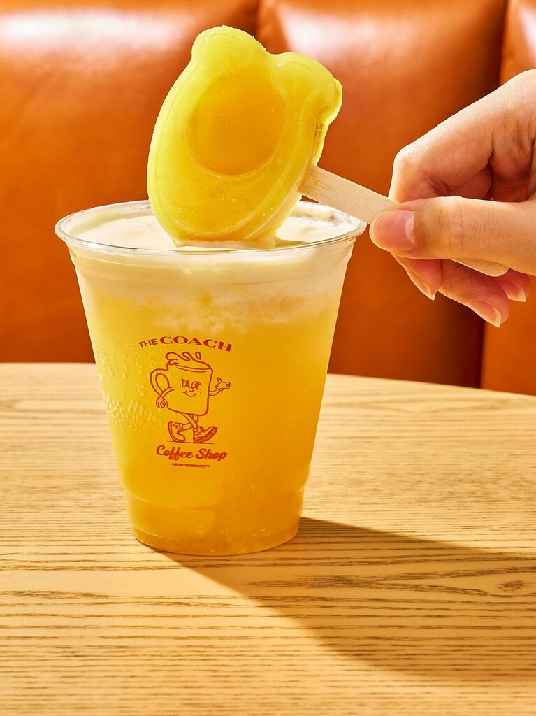 The Coach Coffee Shop: Orange Cream