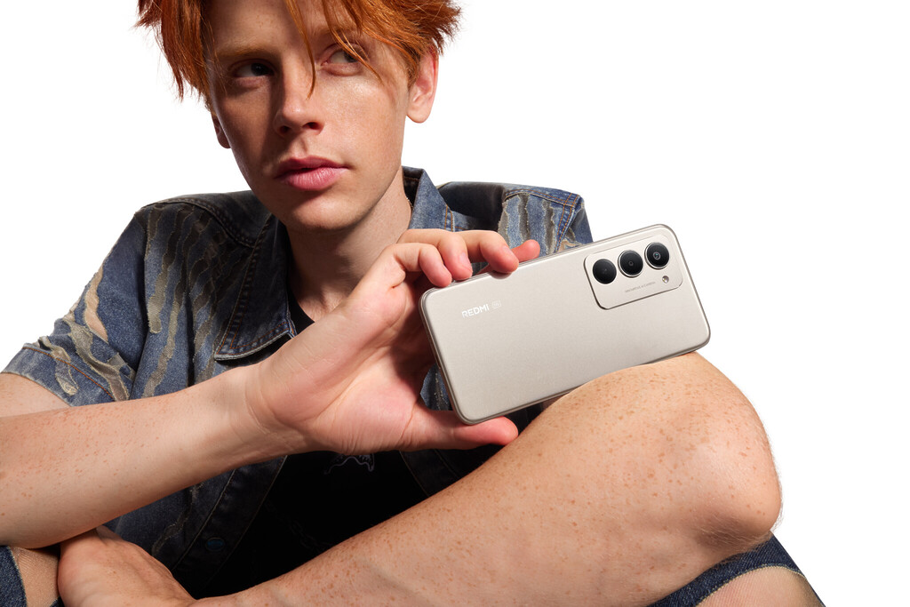 Redmi 15 5G: Titan Gray