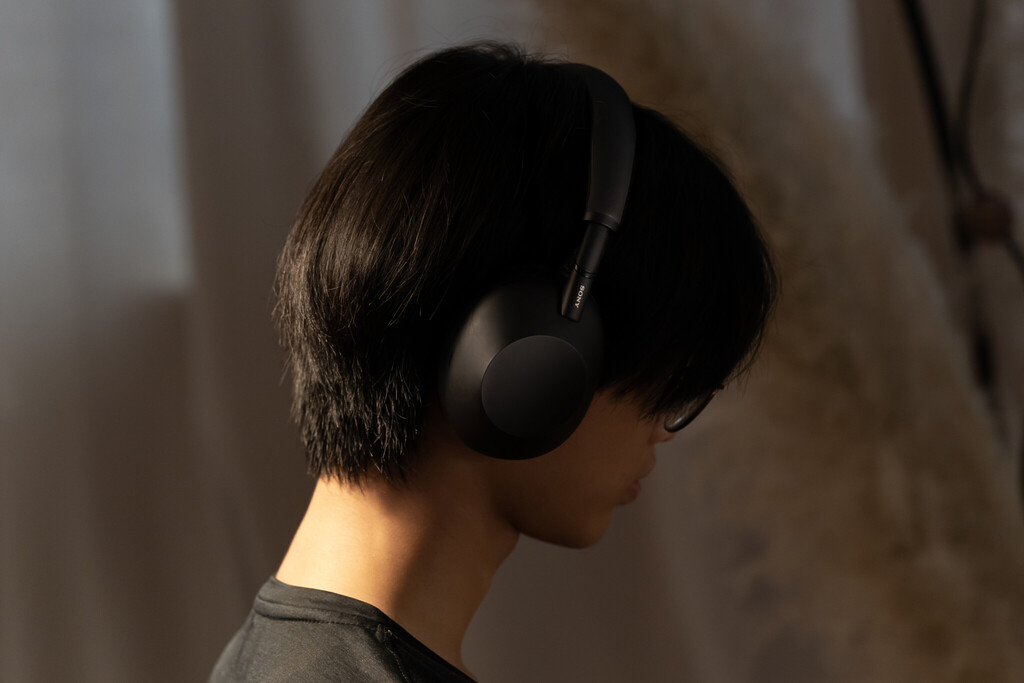 Sony WH-1000XM6 Review: Performance