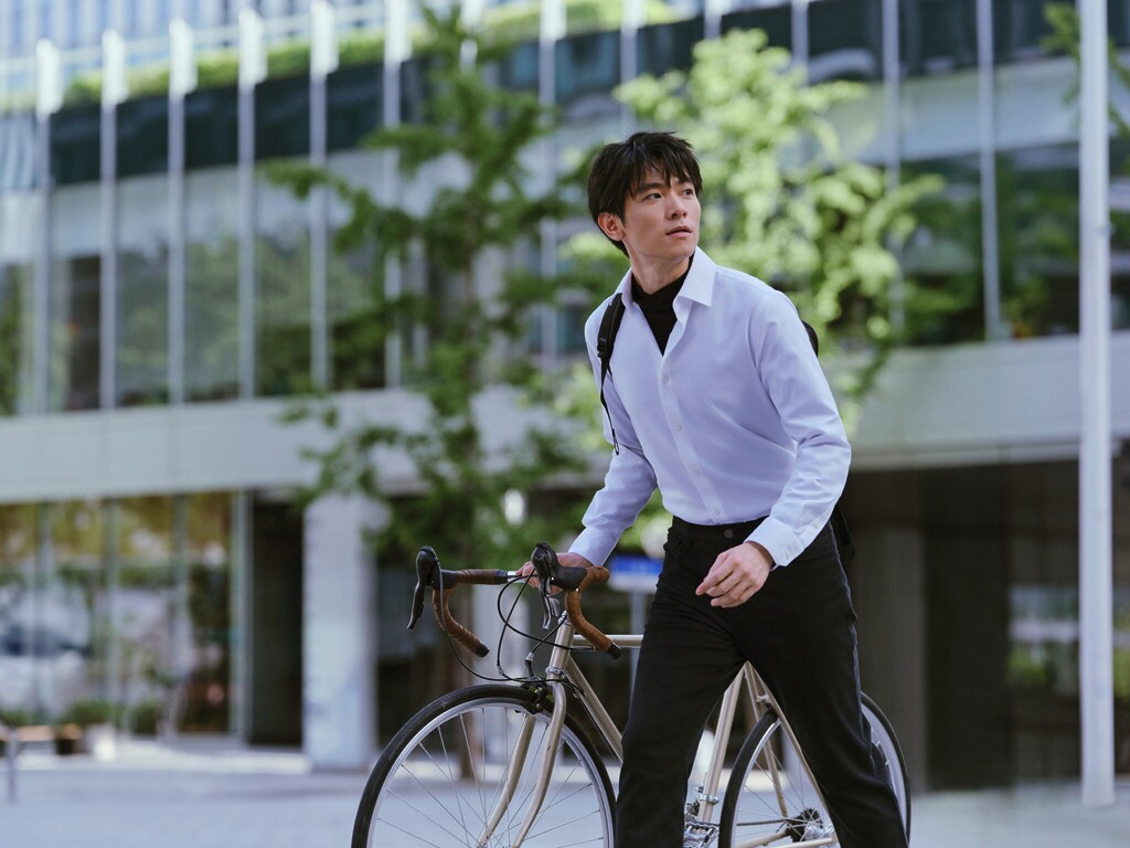 DETERMINANT Repel+: Royal Oxford Dress Shirt