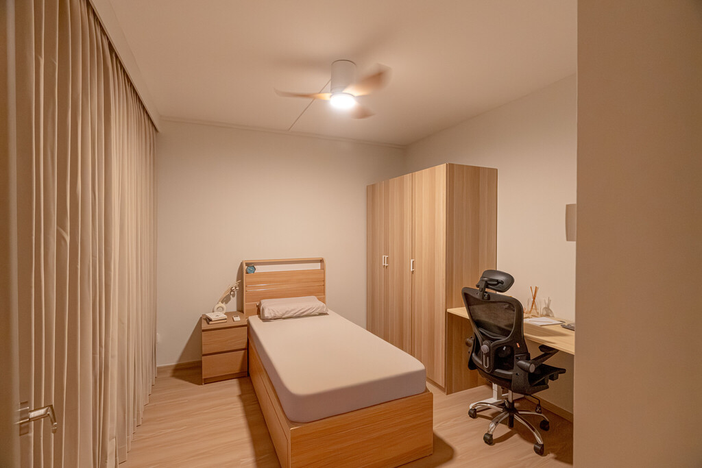 Point One Technology Ceiling Fan Choice: Room View