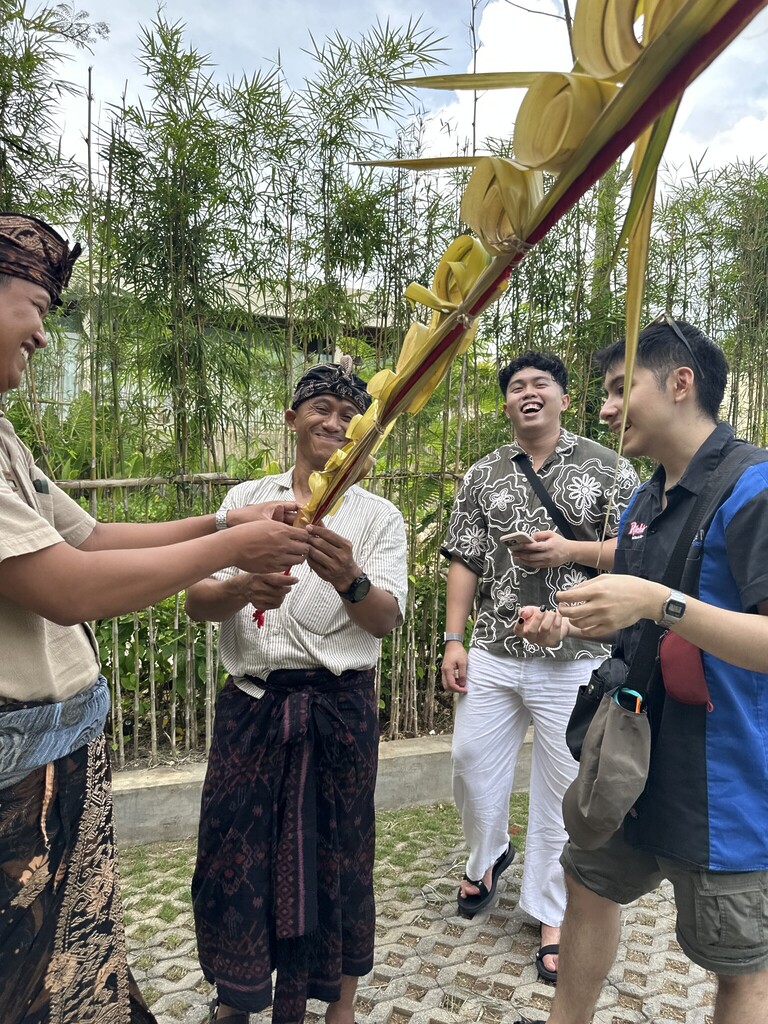 Penjor-making with the locals