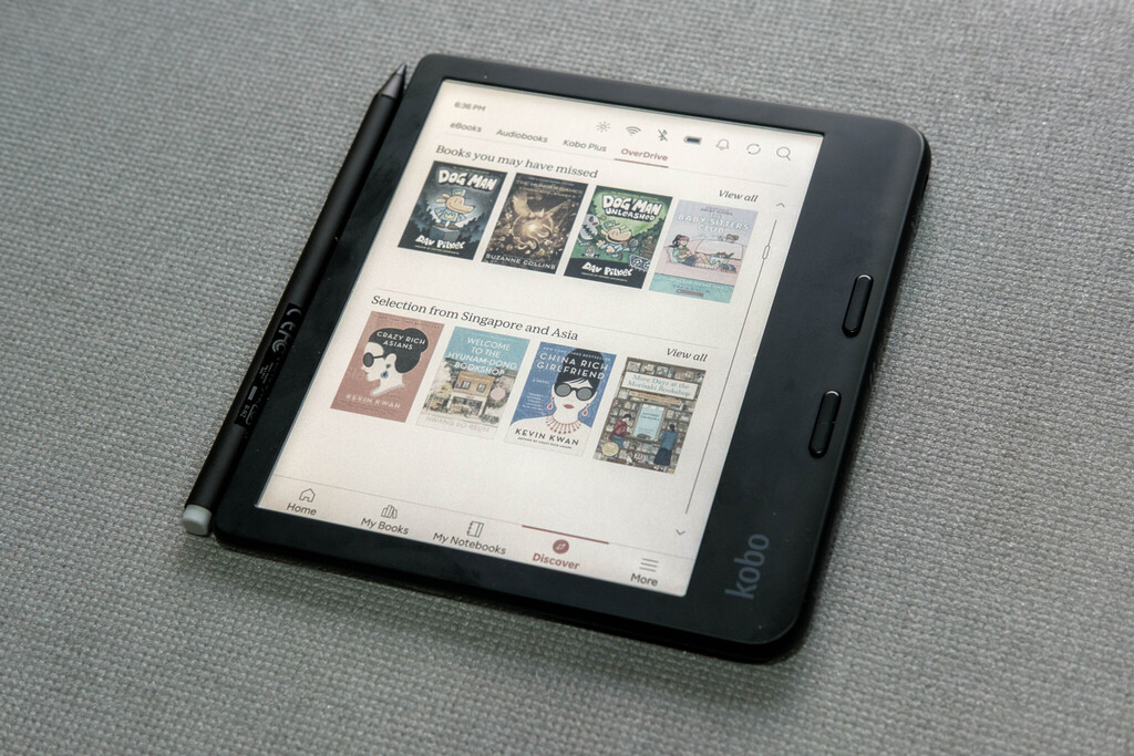 Kobo Libra Colour with the Libby app on-screen