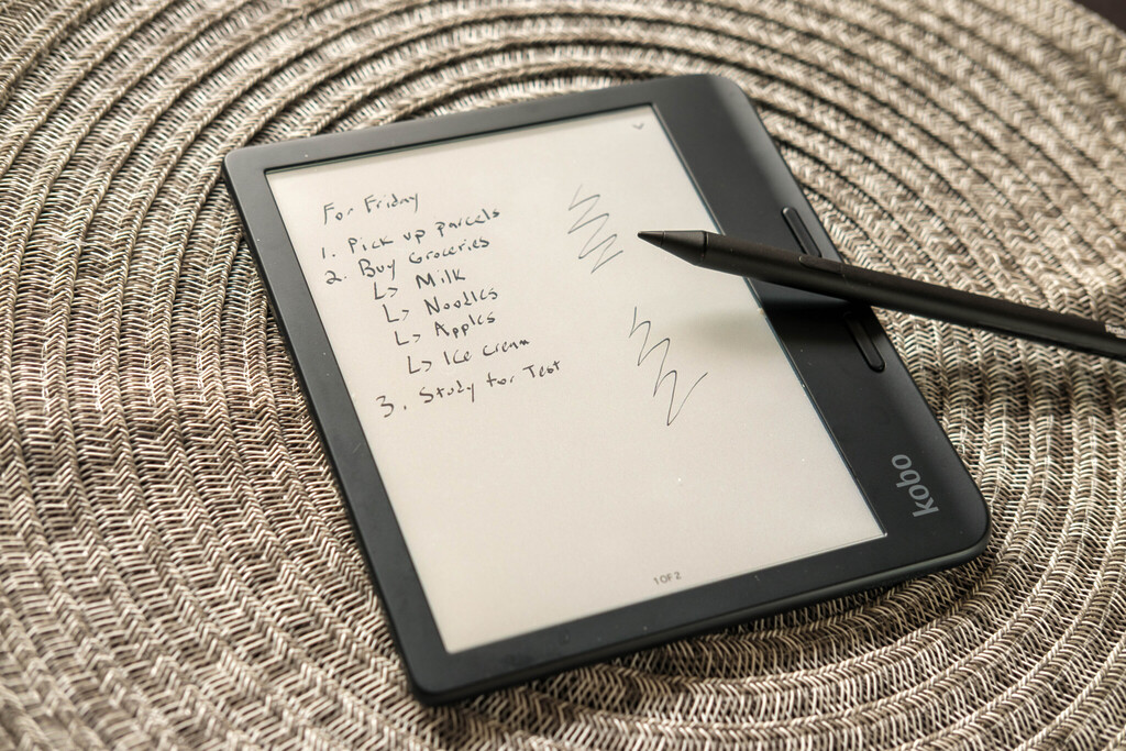 Kobo Libra Colour with handwritten notes via the "My Notebooks" section