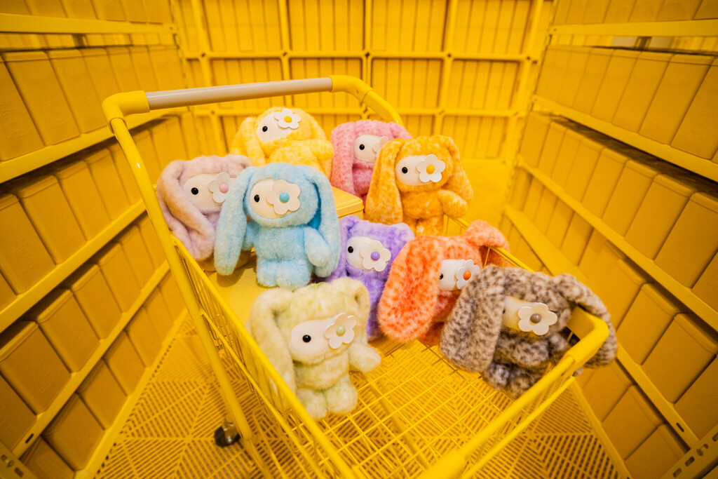 Various juju colours in the yellow shopping cart