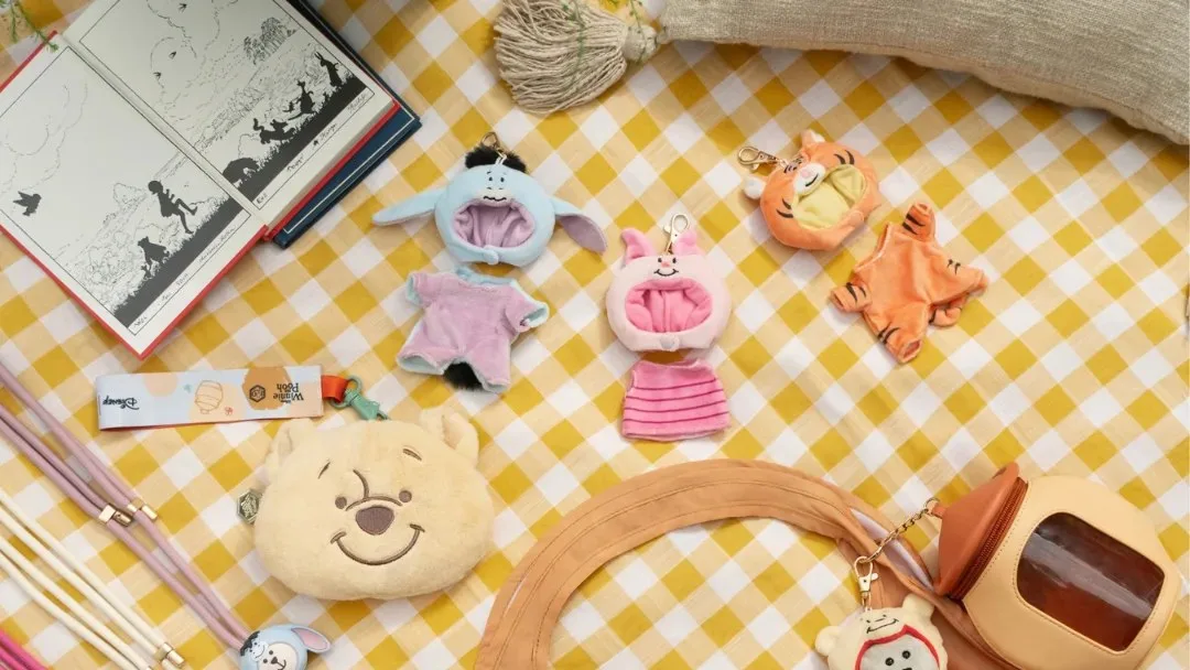 Starbucks Singapore Launches Winnie the Pooh Collection